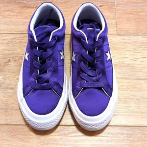 Girls Converse One Star Ox Satin Low Tops